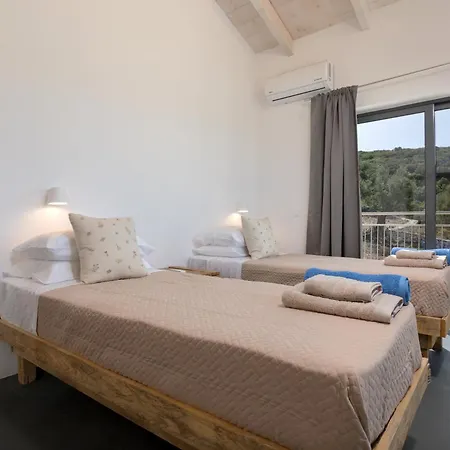 Kalomiras Villa Skinaria